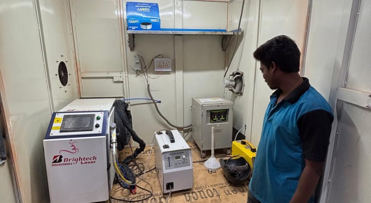 WhatsApp Image 2026-02-15 at 00.04.57